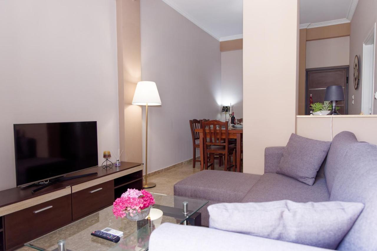 Serenity Apartment Каламата Екстер'єр фото